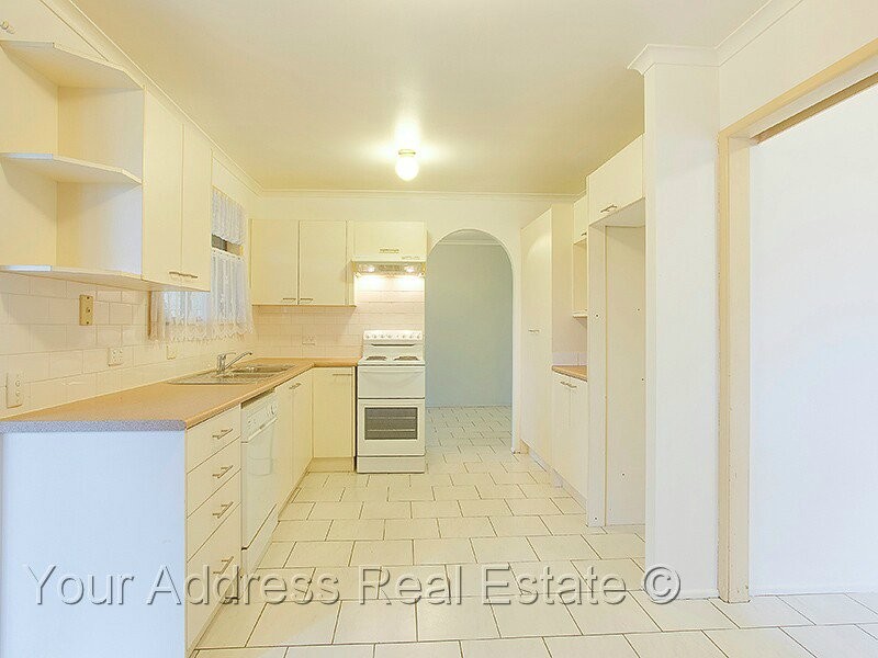 18 Vergulde Road, Regents Park QLD 4118