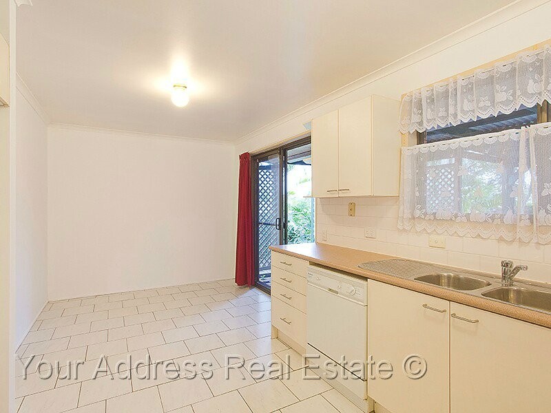 18 Vergulde Road, Regents Park QLD 4118