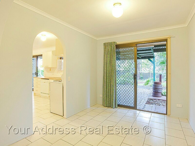 18 Vergulde Road, Regents Park QLD 4118