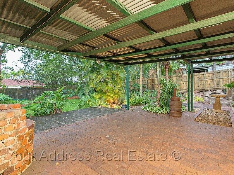 18 Vergulde Road, Regents Park QLD 4118