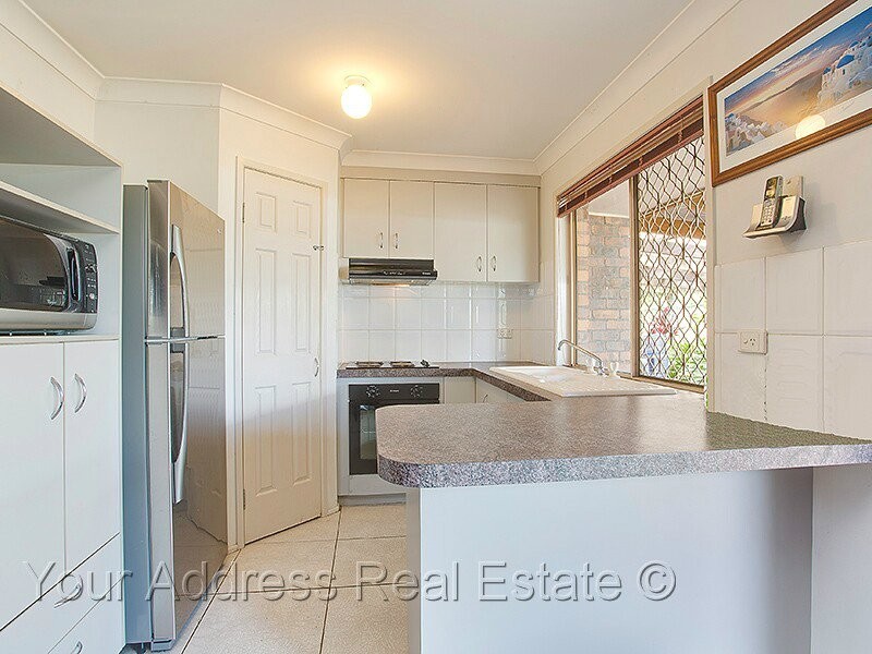 28 Westwood Drive, Hillcrest QLD 4118