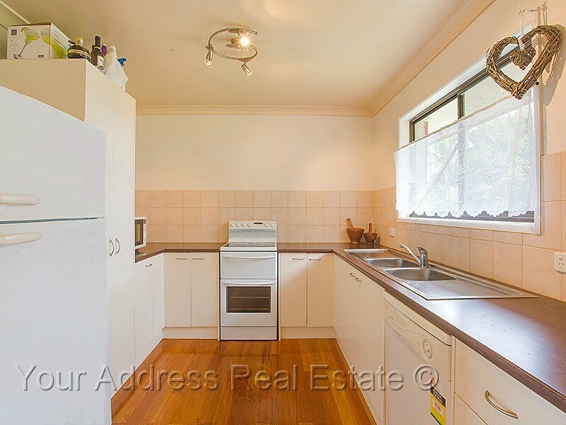 31 Dorachus Drive, Regents Park QLD 4118