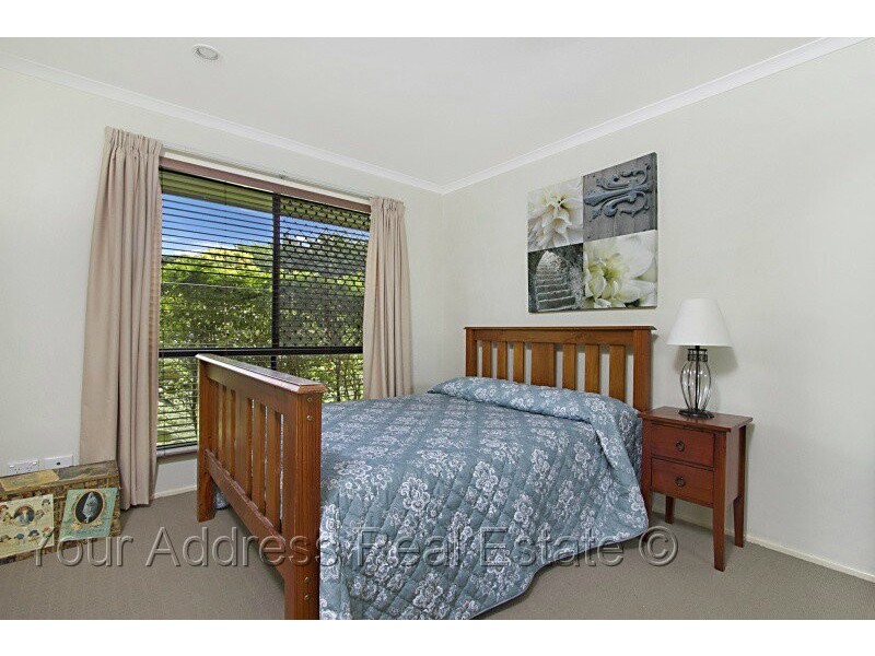 11 Lollard Street, Hillcrest QLD 4118