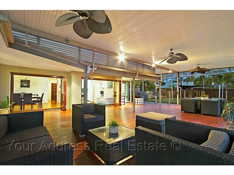 27 Merluna Road, Park Ridge South QLD 4125