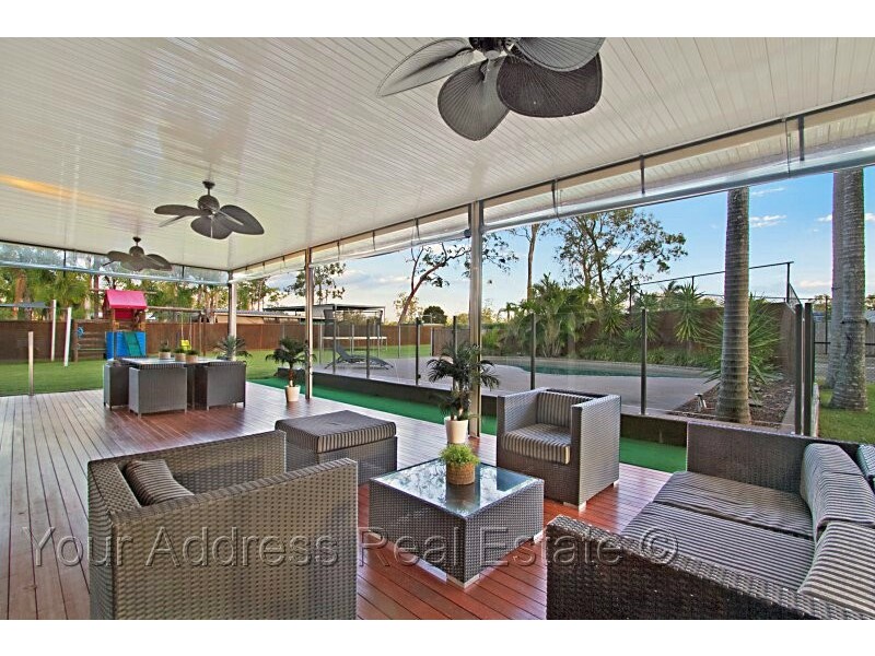 27 Merluna Road, Park Ridge South QLD 4125