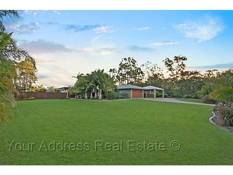27 Merluna Road, Park Ridge South QLD 4125