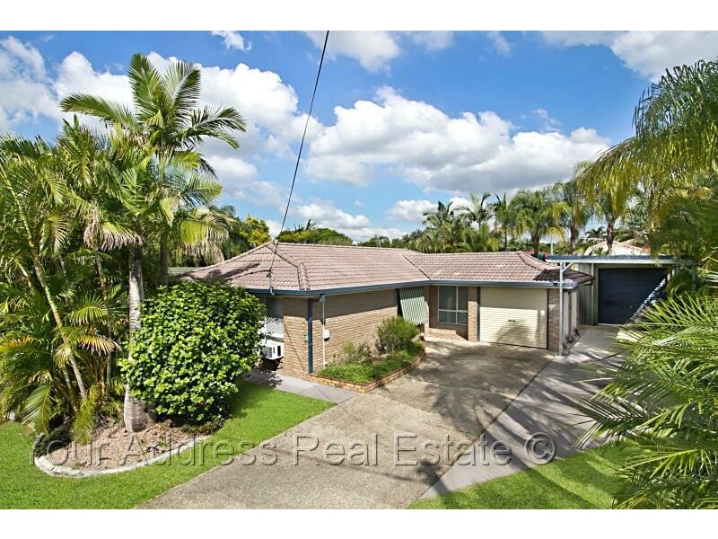 8 Lucida Court, Regents Park QLD 4118