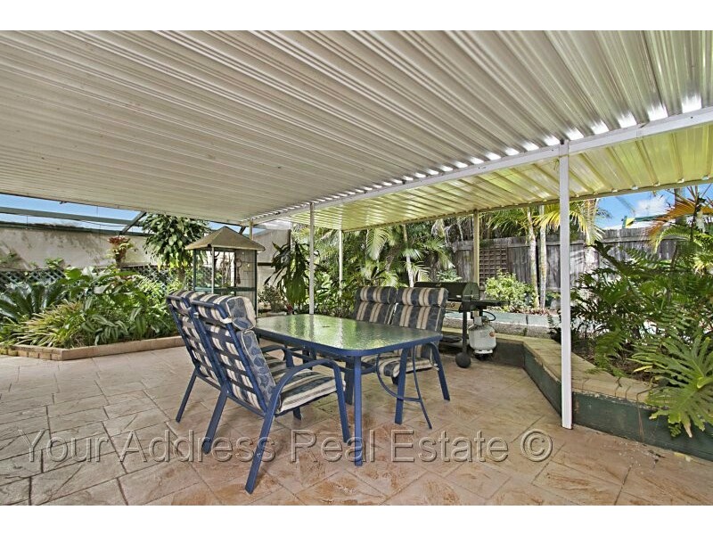 8 Lucida Court, Regents Park QLD 4118