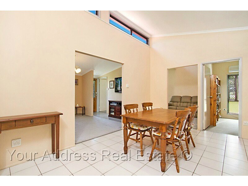 24 Brett Avenue, Browns Plains QLD 4118