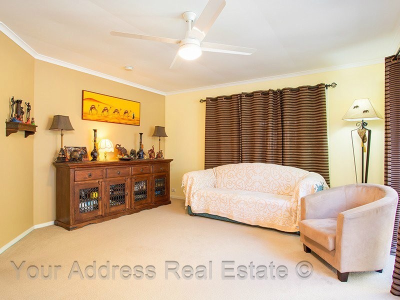 59 Radiata Street, Hillcrest QLD 4118