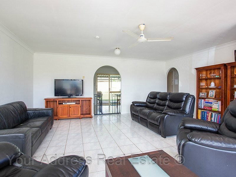 8 Belford Street, Boronia Heights QLD 4124