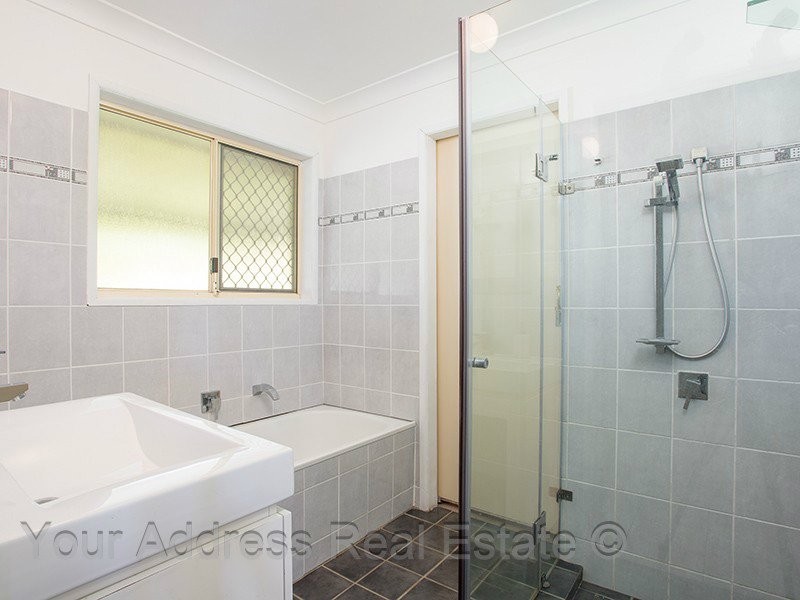 8 Belford Street, Boronia Heights QLD 4124