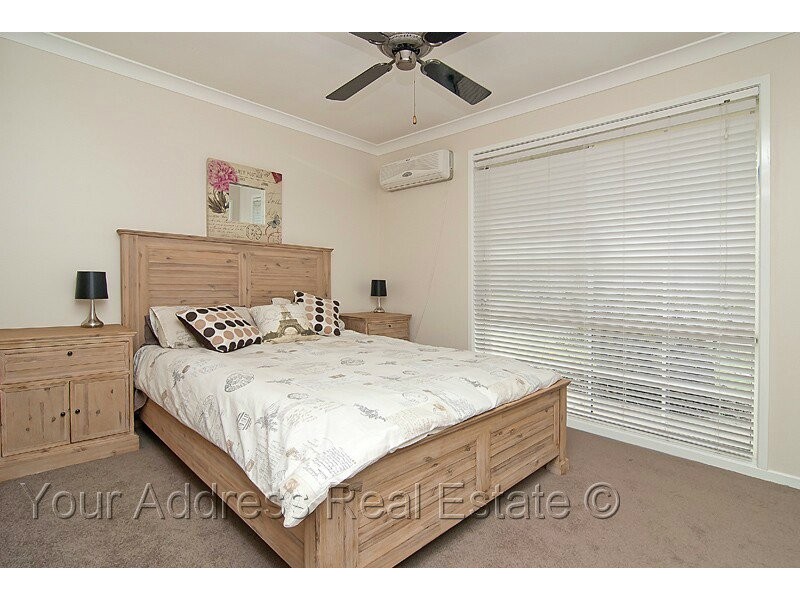 55 Regency Drive, Regents Park QLD 4118