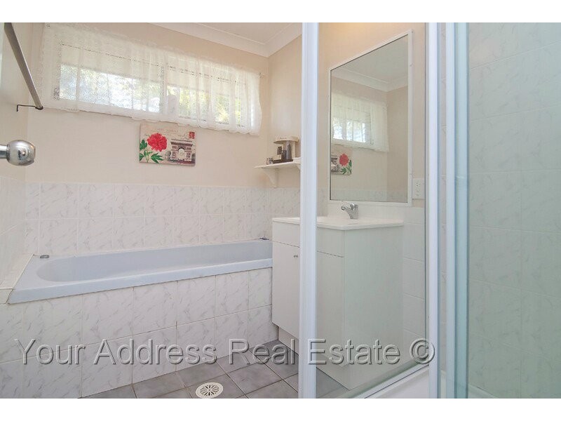 55 Regency Drive, Regents Park QLD 4118