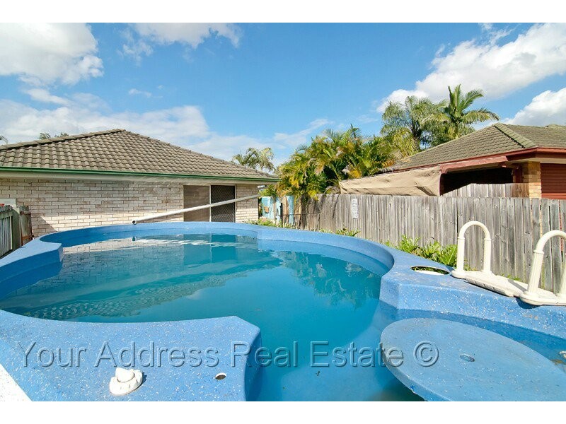 55 Regency Drive, Regents Park QLD 4118