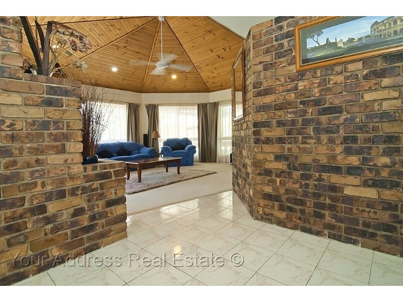 41-43 Cardwell Close, Munruben QLD 4125