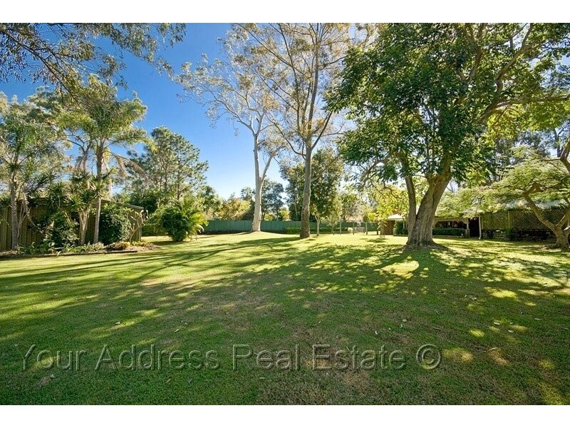 85 Crest Road, Greenbank QLD 4124
