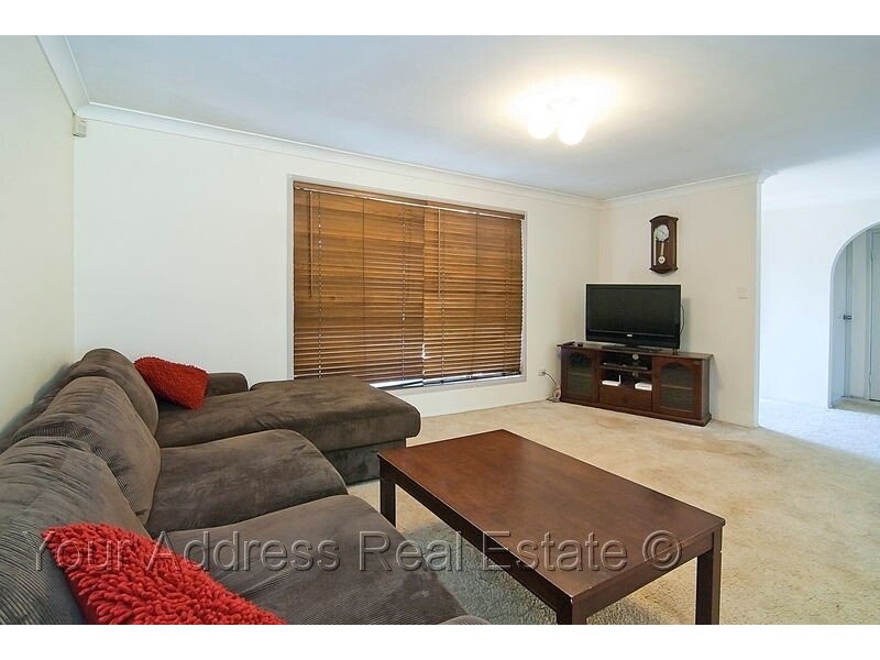 10 Fairbairn Street, Marsden QLD 4132