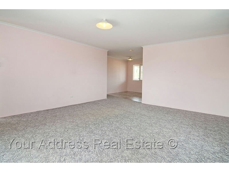 74 Trulson Drive, Crestmead QLD 4132