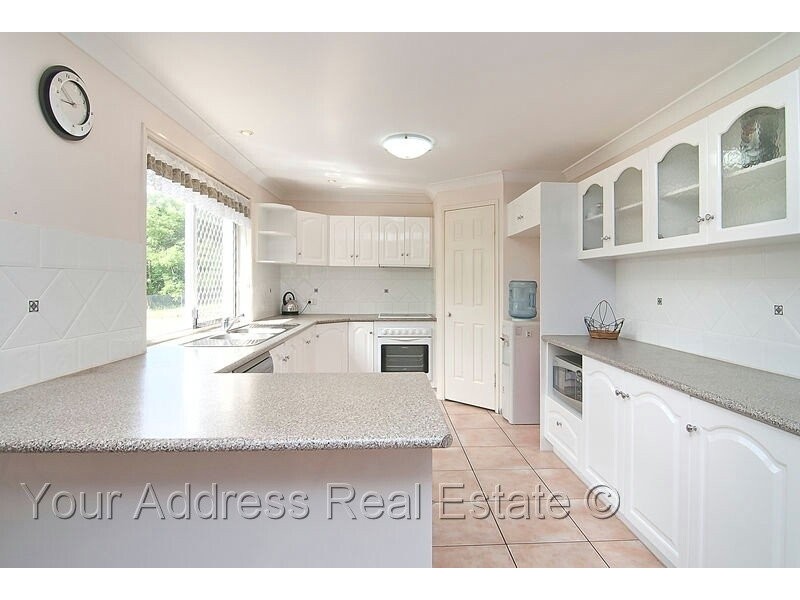 672-676 Middle Road, Greenbank QLD 4124