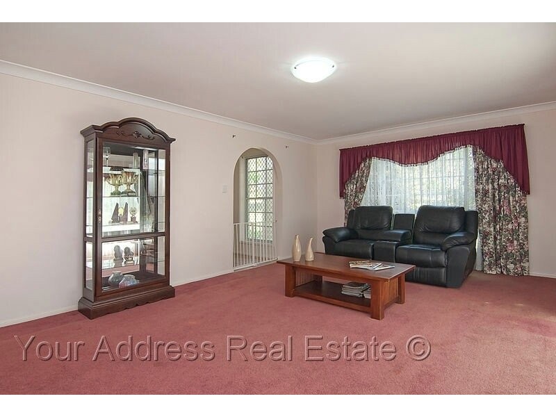 672-676 Middle Road, Greenbank QLD 4124