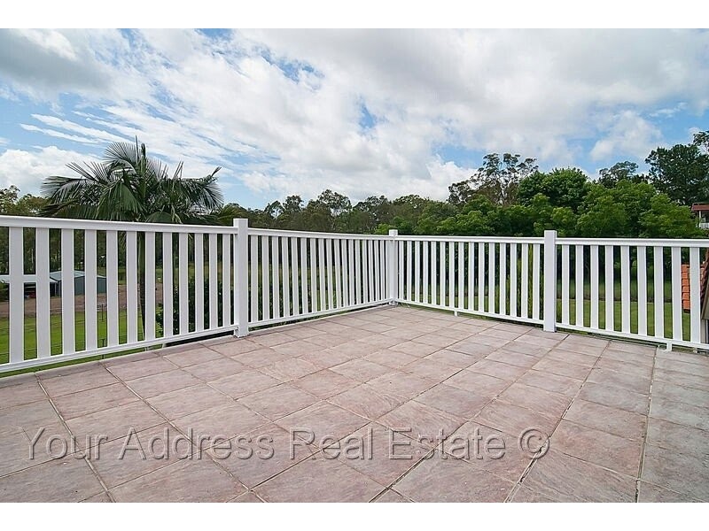 672-676 Middle Road, Greenbank QLD 4124