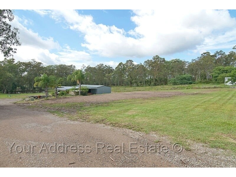 672-676 Middle Road, Greenbank QLD 4124