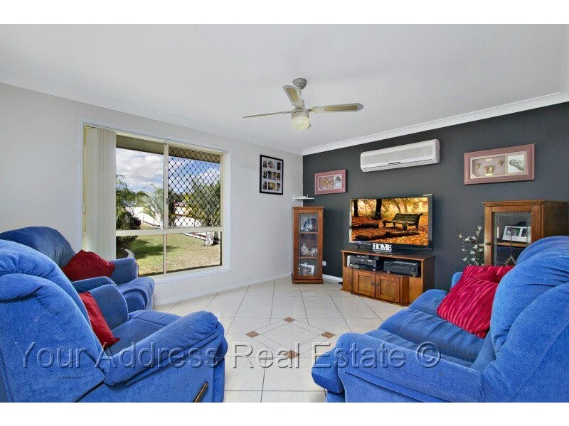 6 Butia Close, Regents Park QLD 4118