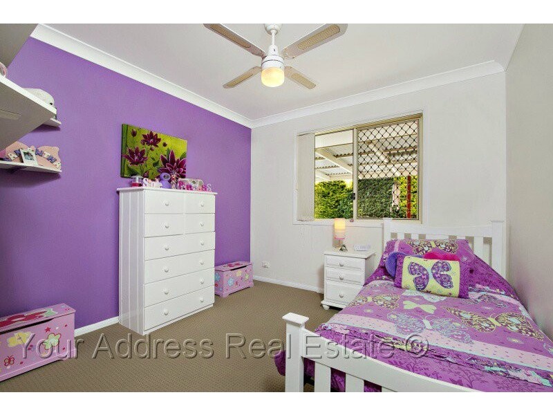 6 Butia Close, Regents Park QLD 4118