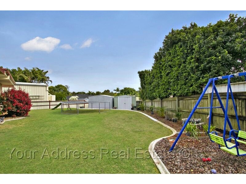 6 Butia Close, Regents Park QLD 4118