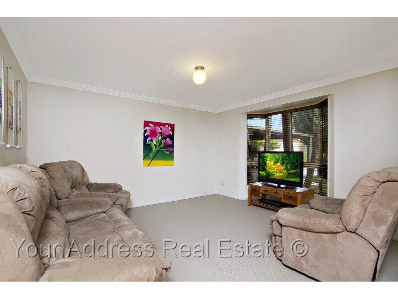 4 Bansii Place, Regents Park QLD 4118