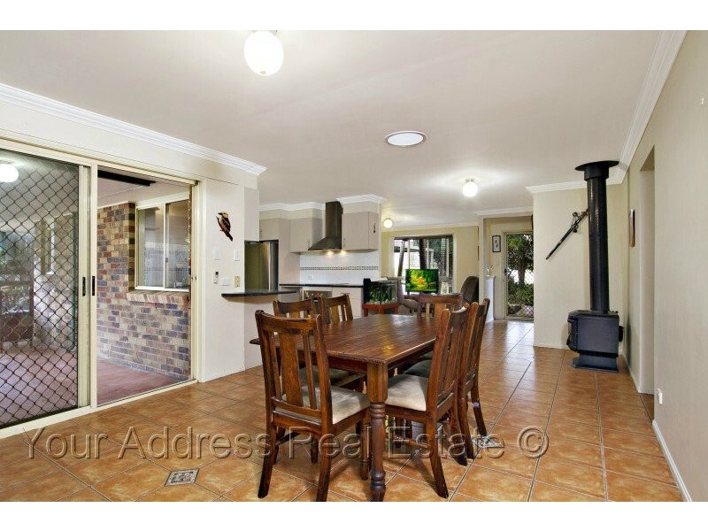 4 Bansii Place, Regents Park QLD 4118