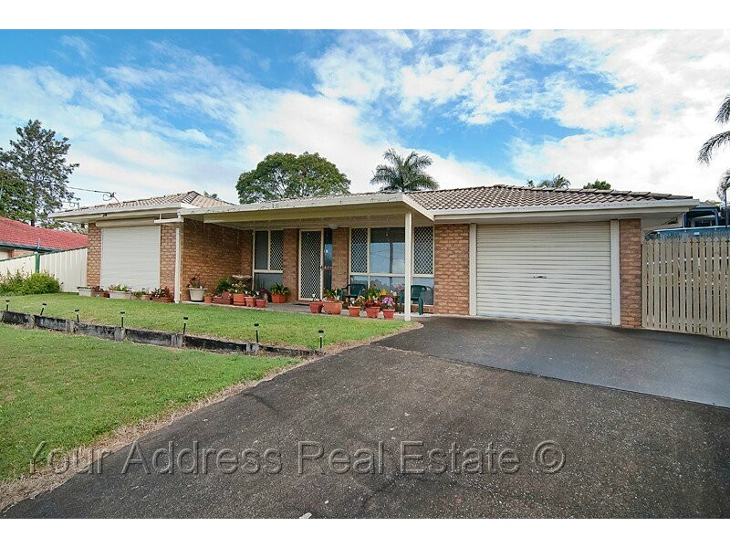 10 Phoenix Court, Regents Park QLD 4118
