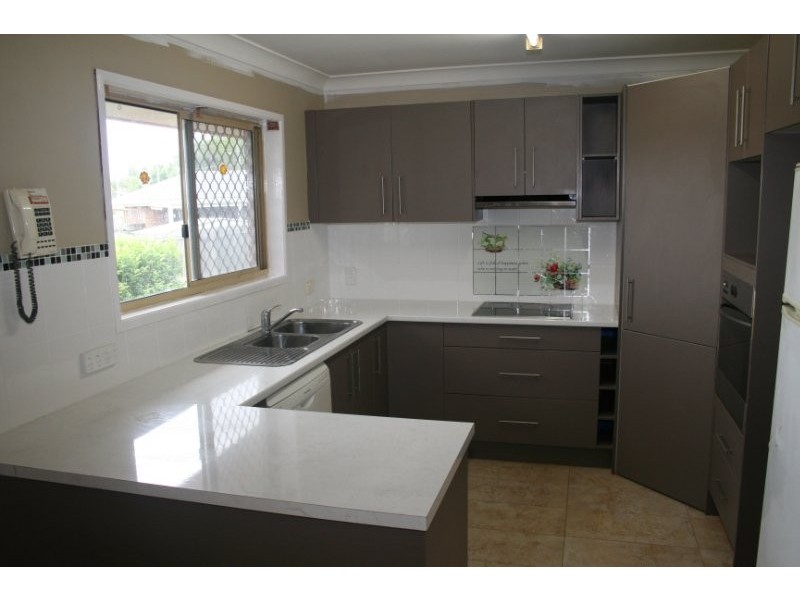 34 Redgum Drive, Regents Park QLD 4118