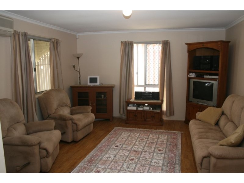 25 Cosway Street, Hillcrest QLD 4118