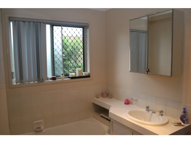 25 Cosway Street, Hillcrest QLD 4118