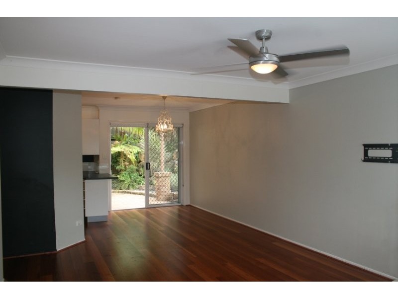 10/18 Swan Lake Crescent, Calamvale QLD 4116