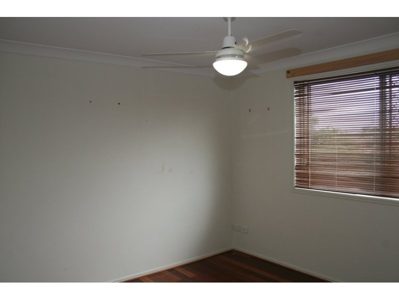 10/18 Swan Lake Crescent, Calamvale QLD 4116
