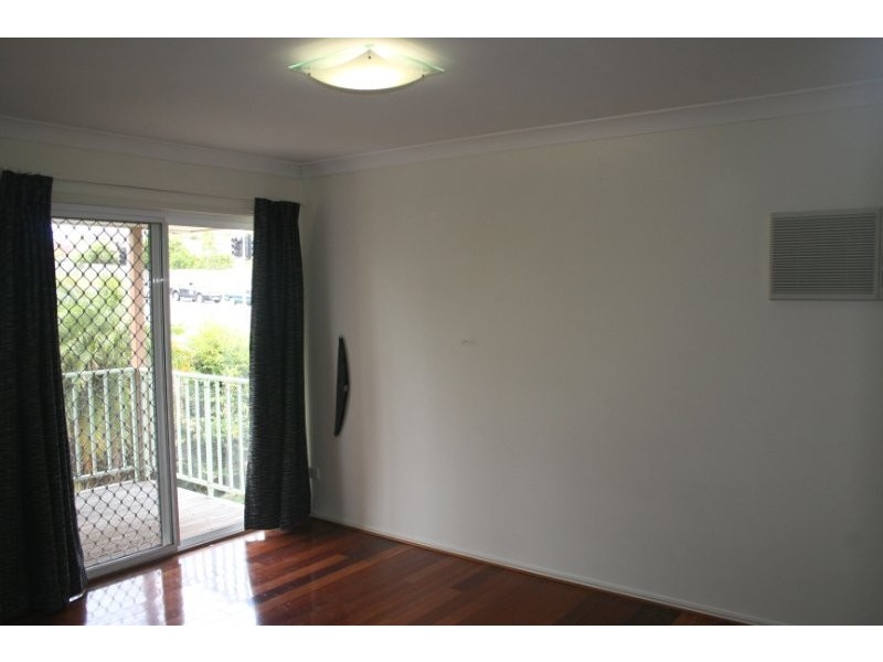 10/18 Swan Lake Crescent, Calamvale QLD 4116