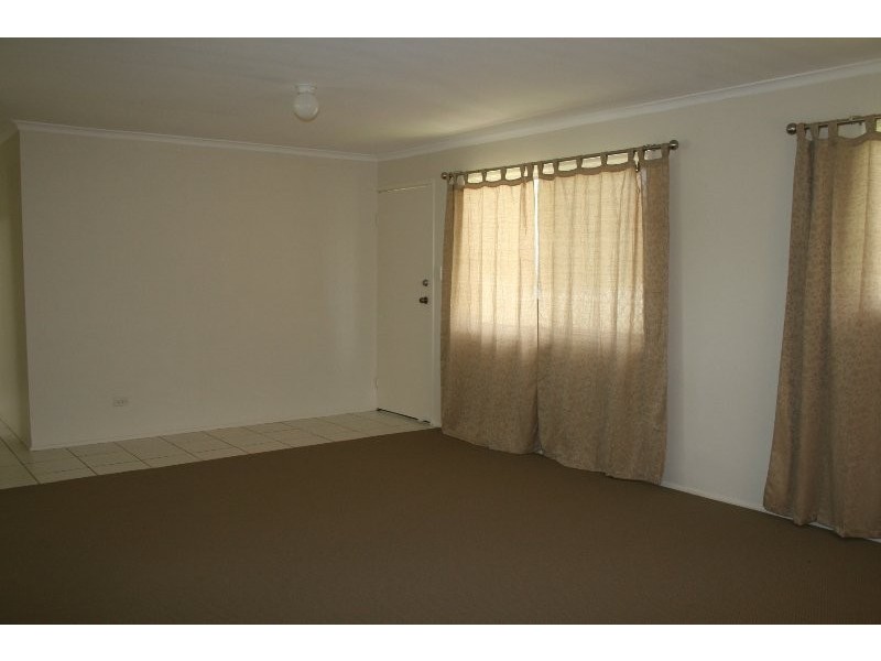 24 Strathallen Drive, Boronia Heights QLD 4124