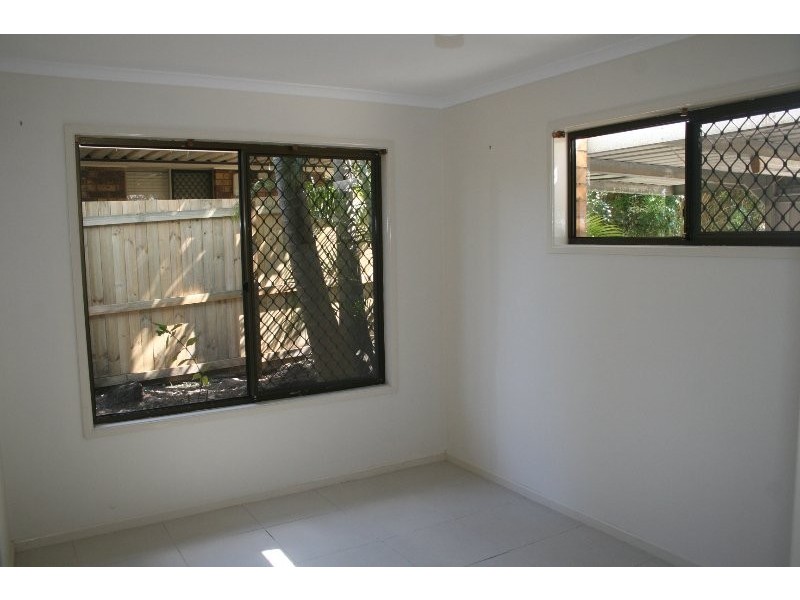 13 Penfold Street, Hillcrest QLD 4118