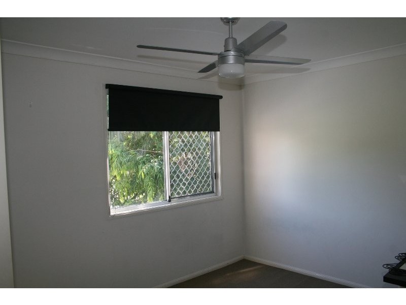 2,7 Sussex Street, Browns Plains QLD 4118