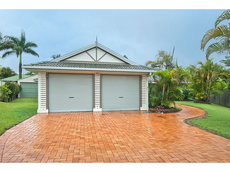 9 Redash Court, Regents Park QLD 4118