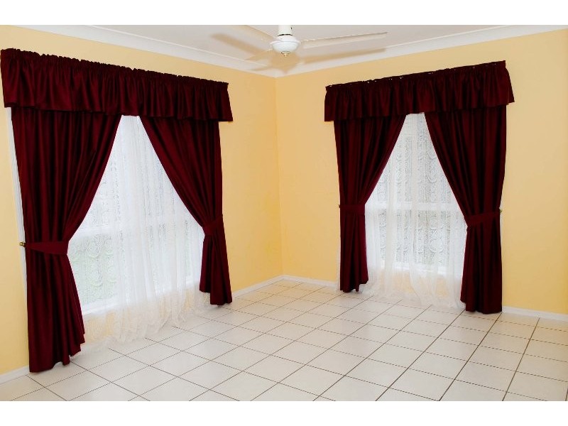 102 Lamberth Road, Regents Park QLD 4118