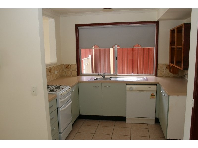 4 Dorachus Drive, Regents Park QLD 4118