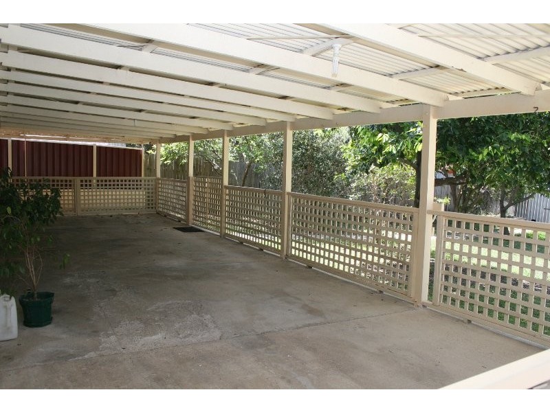 4 Dorachus Drive, Regents Park QLD 4118