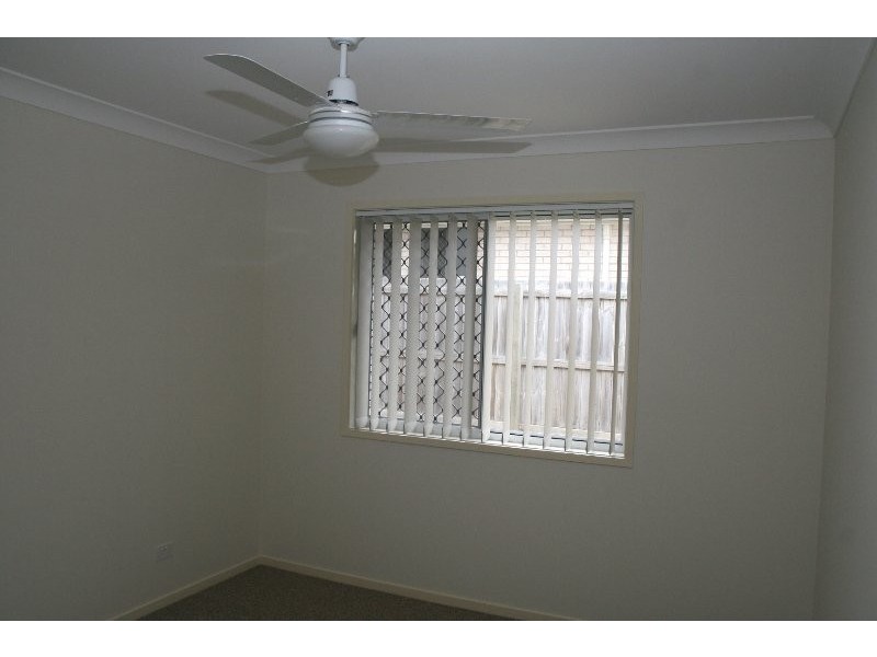 11 Lorikeet Way, Crestmead QLD 4132