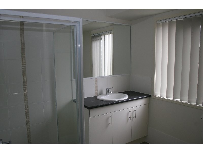 11 Lorikeet Way, Crestmead QLD 4132