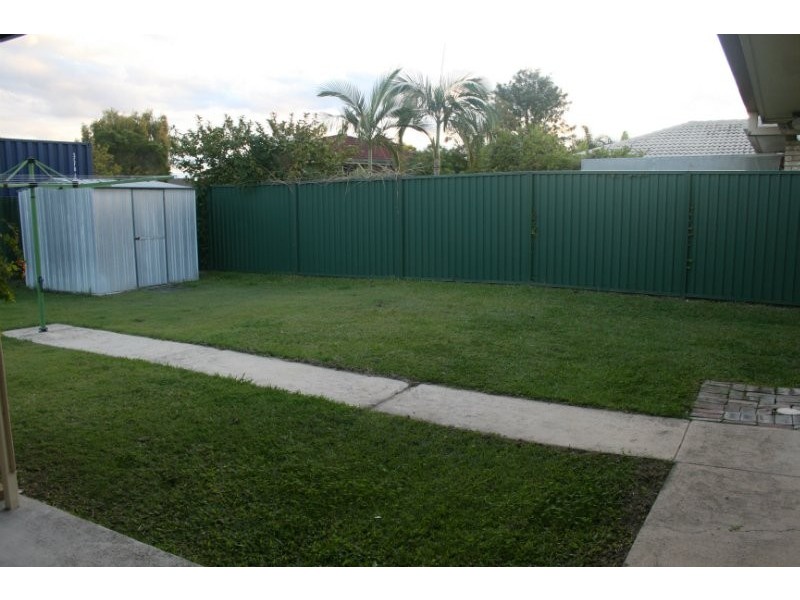 11 Stratton Court, Crestmead QLD 4132
