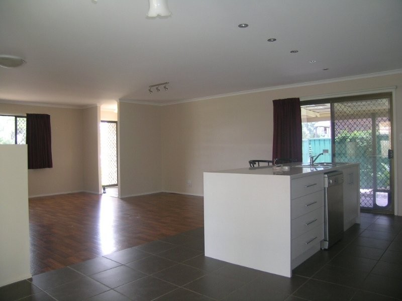 5 Adam Street, Browns Plains QLD 4118